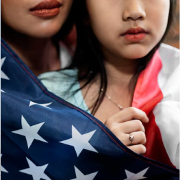 Mujeres con bandera USA